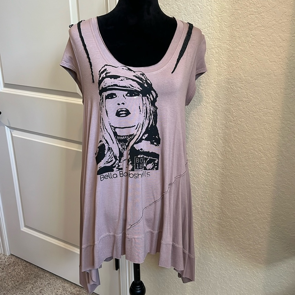Box 185 tunic
